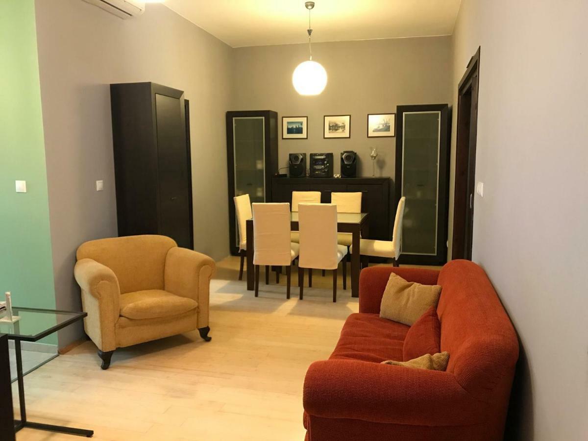 Han Krum 2 Bedroom Central Flat Sofia Eksteriør billede
