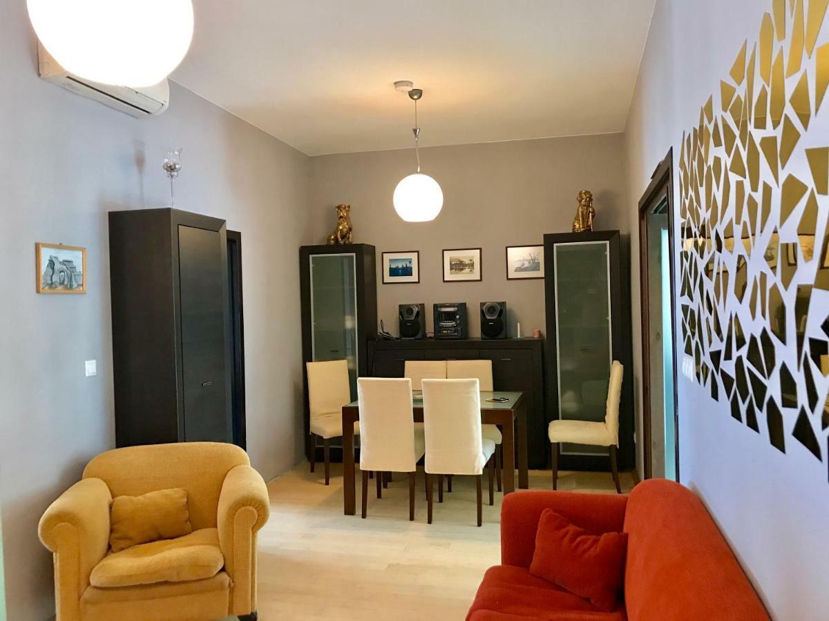 Han Krum 2 Bedroom Central Flat Sofia Eksteriør billede