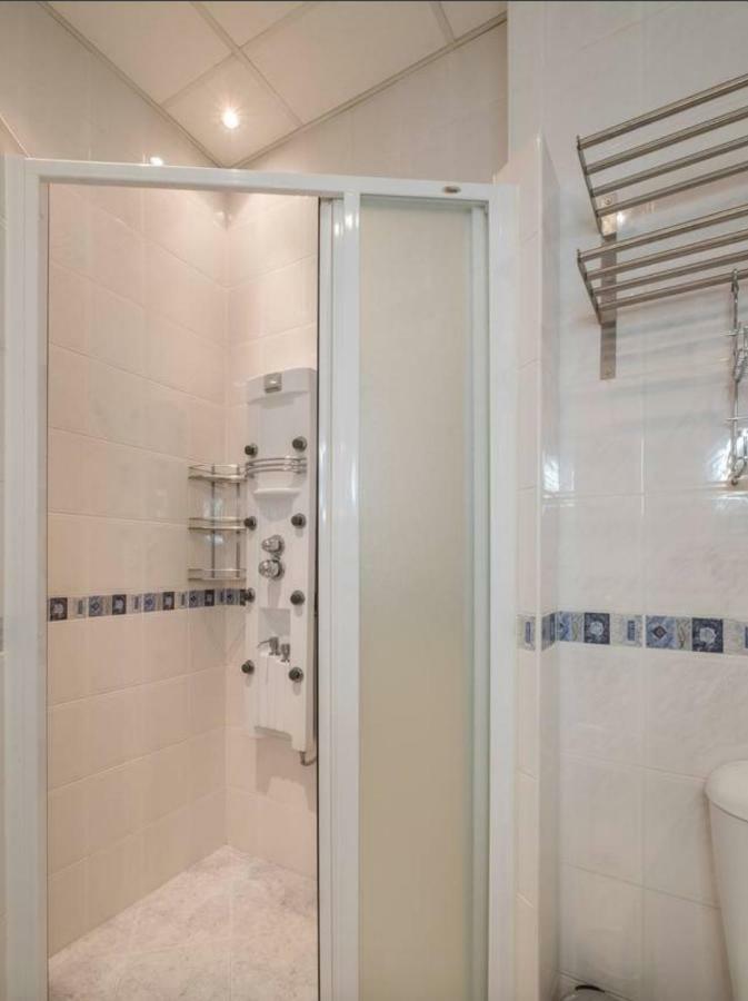 Han Krum 2 Bedroom Central Flat Sofia Eksteriør billede